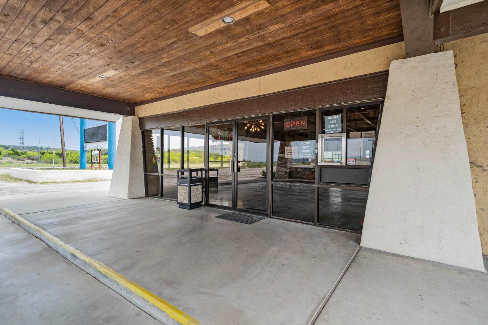 OYO Hotel Junction TX I-10 Exterior foto
